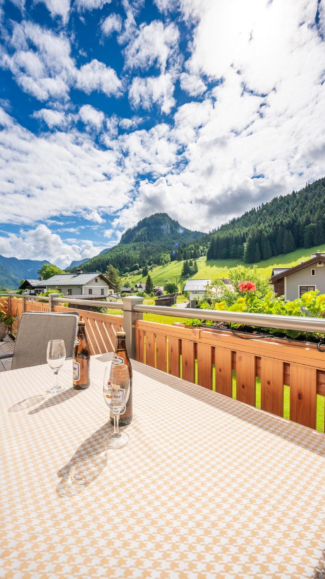 Haus Friedrich Hotel Gosau Ngoại thất bức ảnh