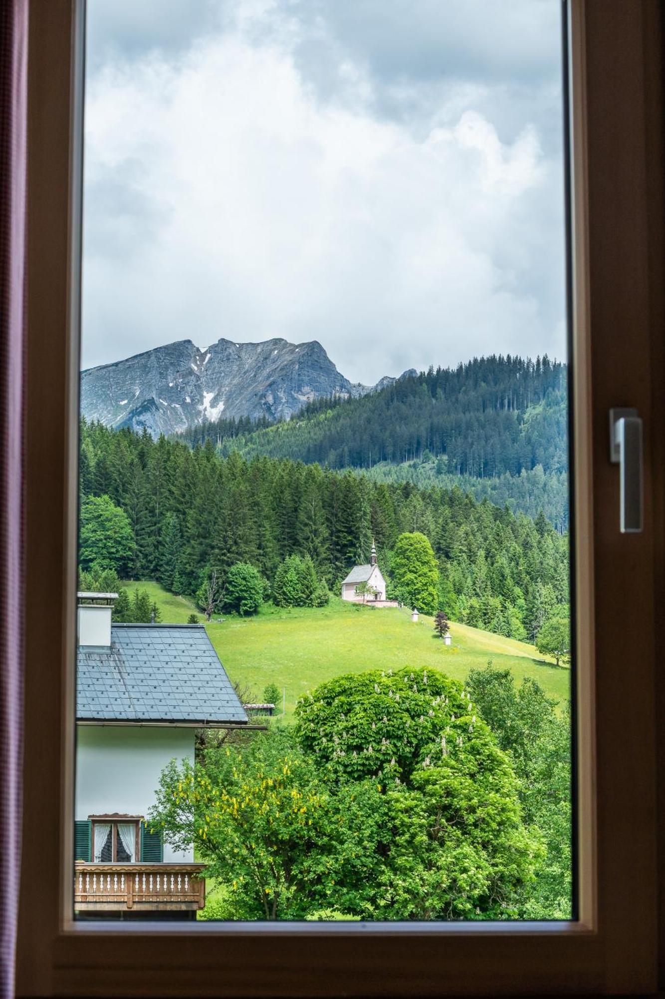 Haus Friedrich Hotel Gosau Ngoại thất bức ảnh