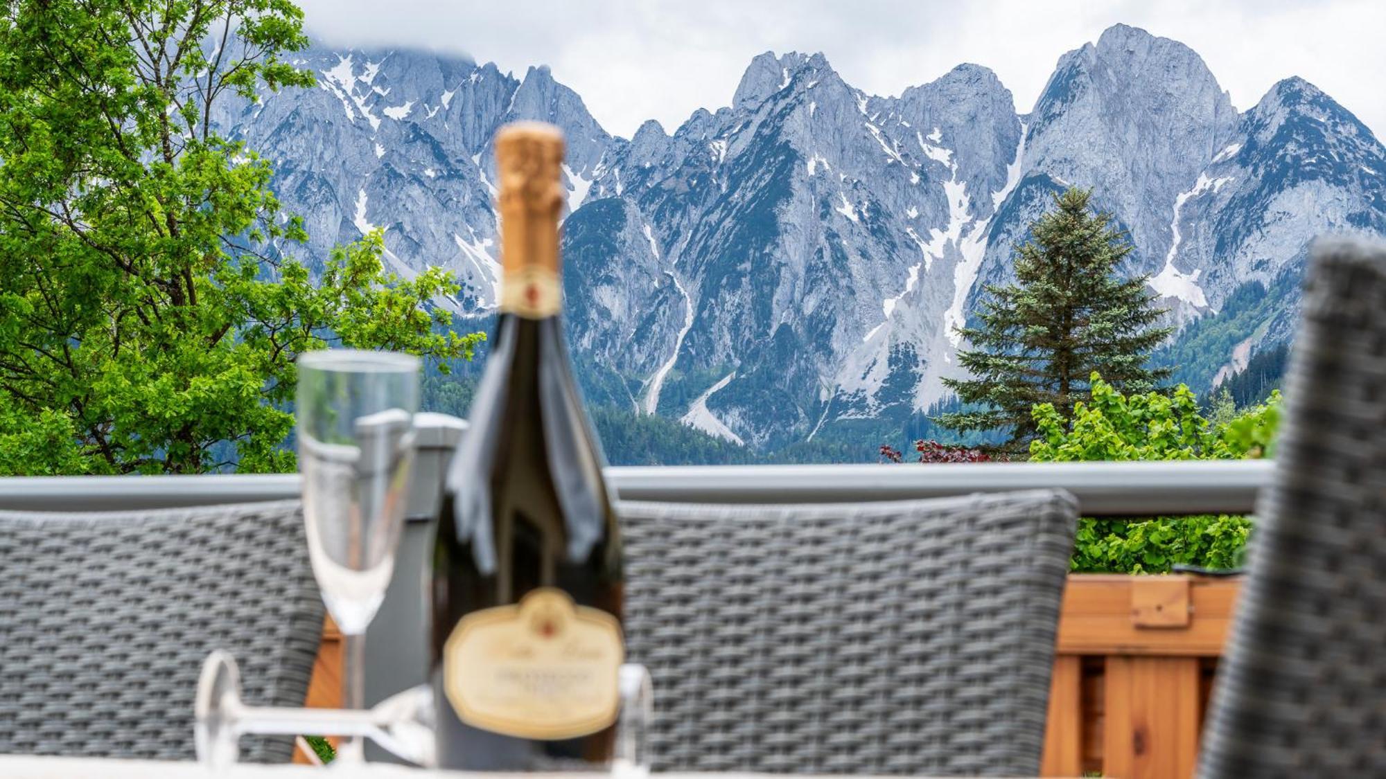 Haus Friedrich Hotel Gosau Ngoại thất bức ảnh