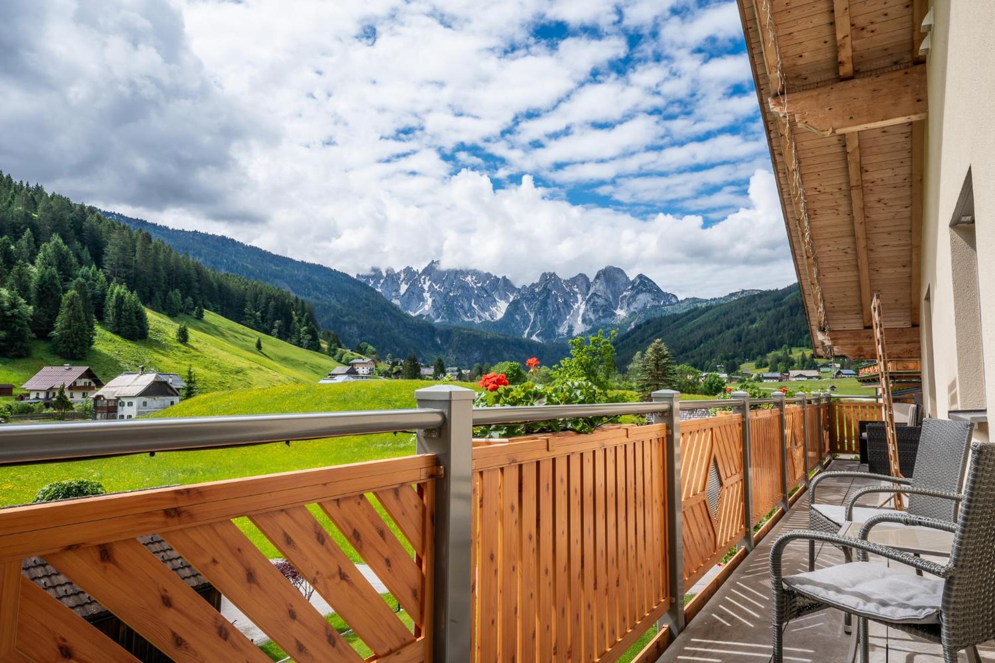 Haus Friedrich Hotel Gosau Ngoại thất bức ảnh