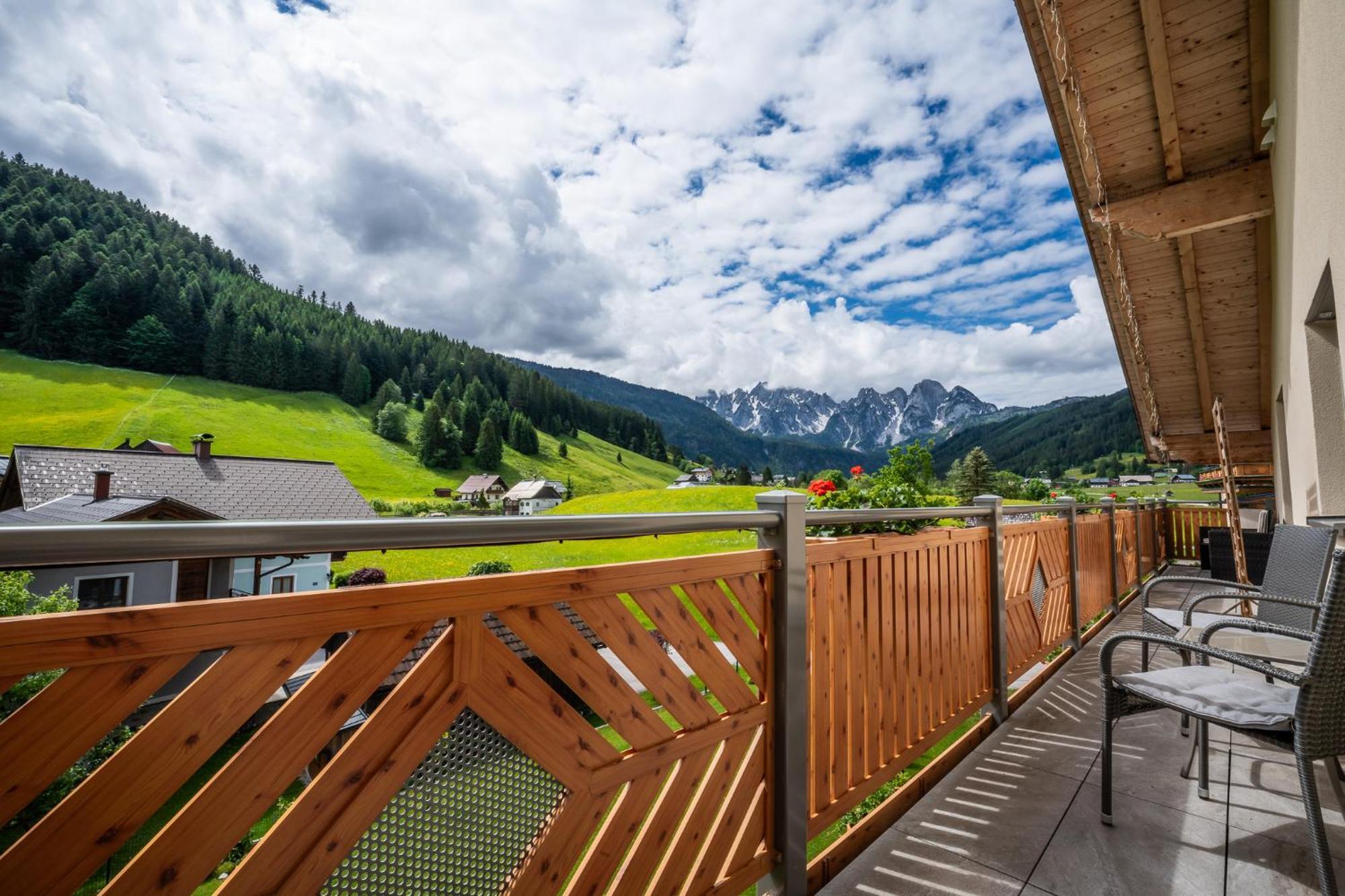 Haus Friedrich Hotel Gosau Ngoại thất bức ảnh